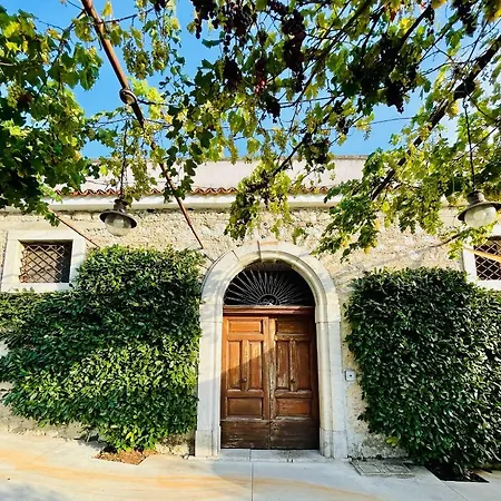 Palazzo Sabini Bed & Breakfast *